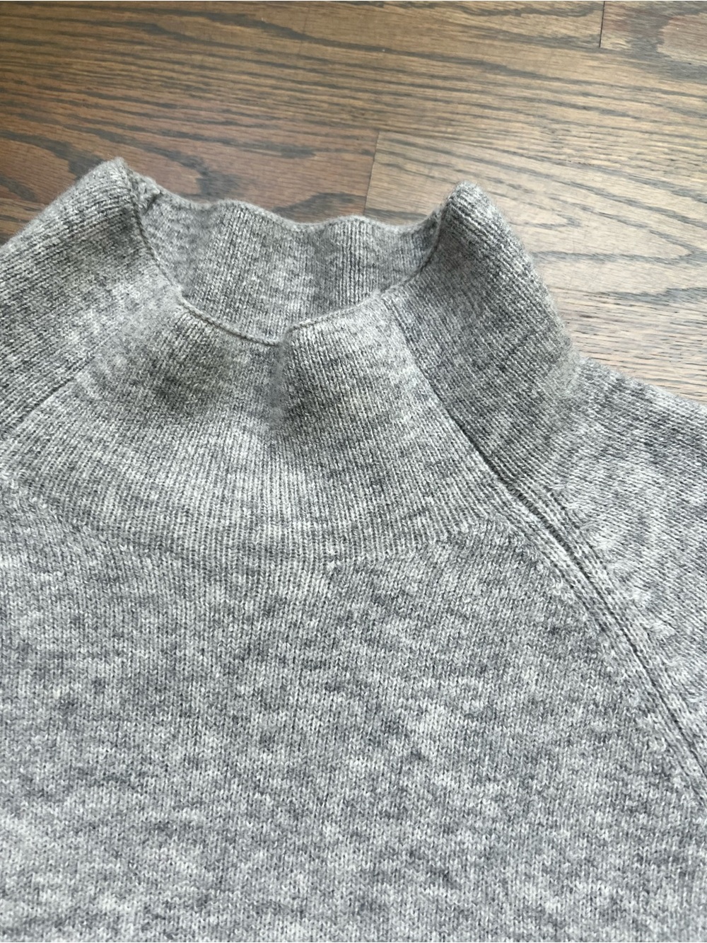 H&M Wool Grey Mock Neck boxy Sweater - Picture 4 of 8